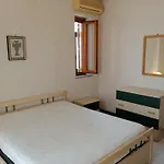 Casa 2 Sole - Mare - Montagna - Con Terrazza E Vista Suggestiva *