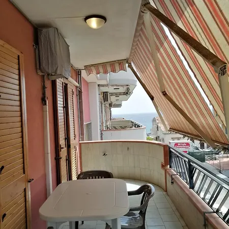 Casa 2 Sole - Mare - Montagna - Con Terrazza E Vista Suggestiva Daire Mascali