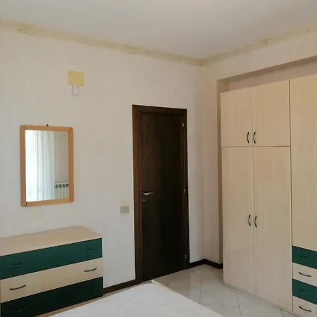 Daire Casa 2 Sole - Mare - Montagna - Con Terrazza E Vista Suggestiva *
