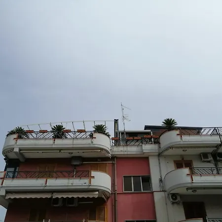 Casa 2 Sole - Mare - Montagna - Con Terrazza E Vista Suggestiva * Mascali