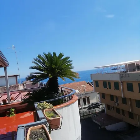 Casa 2 Sole - Mare - Montagna - Con Terrazza E Vista Suggestiva Daire Mascali